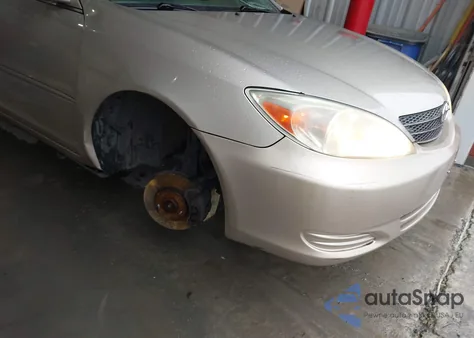 2003 Toyota Camry Le/Se/Xle z USA, uszkodzony, nr VIN 4T1BE32K83U770126